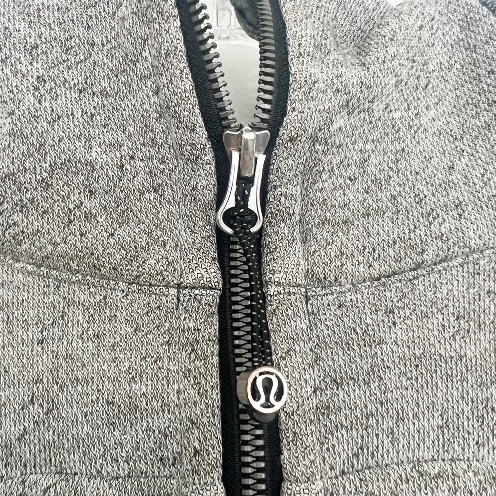 Lululemon On The Daily Hoodie Heathered Black / Heathered Dark Grey Size 4 - Picture 6 of 10